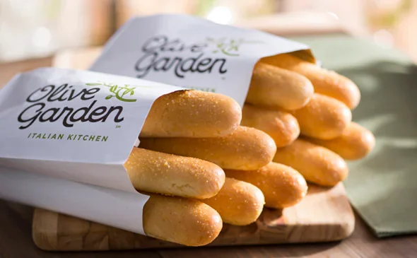Breadsticks (V) at Olive Garden