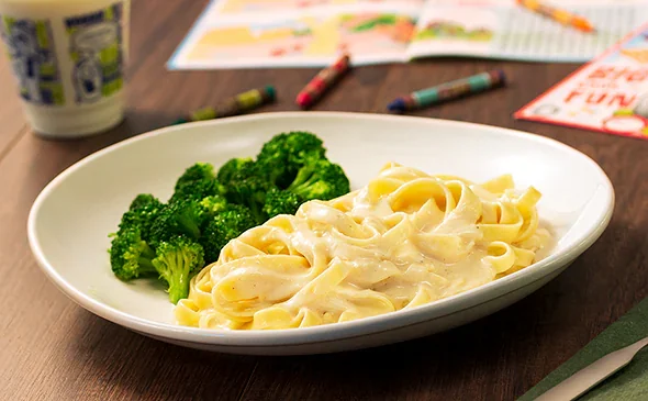 Kids Alfredo Sauce with Choice of Pasta (V) at Olive Garden