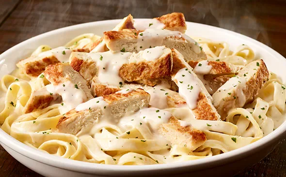 Chicken Alfredo at Olive Garden