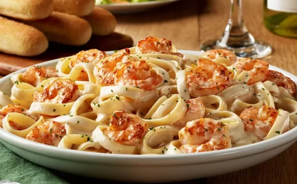 Shrimp Alfredo at Olive Garden